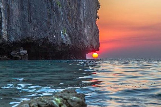 Private Tour Phi Phi Early Bird Premium Tour by Speed Boat - Key points before you go