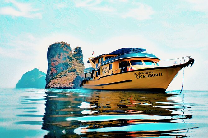 Scuba Diving Daytrip to Racha Yai - The First Session: What Makes the Morning Water Time Work