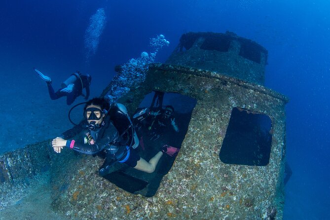 Scuba Diving Daytrip to Racha Yai - Between Sessions: Food, Rest, and Staying Comfortable