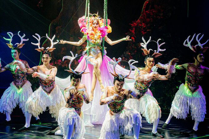 Simon Cabaret: Phuket’s Ladyboy Glamour Show - VIP seats: closer to the stage, but check your expectations
