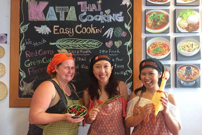 Thai Cooking Class by Kata Thai Cooking School in Phuket - Meeting in Kata: lemongrass tea and quick setup