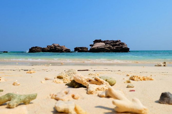 The Best Phuket 3 Islands Snorkeling Tour By Speedboat - Guides, Groups, and the Crowd-Pacing Reality